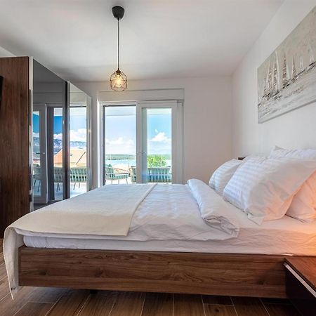 Villa Manhattan Dobrinj Εξωτερικό φωτογραφία