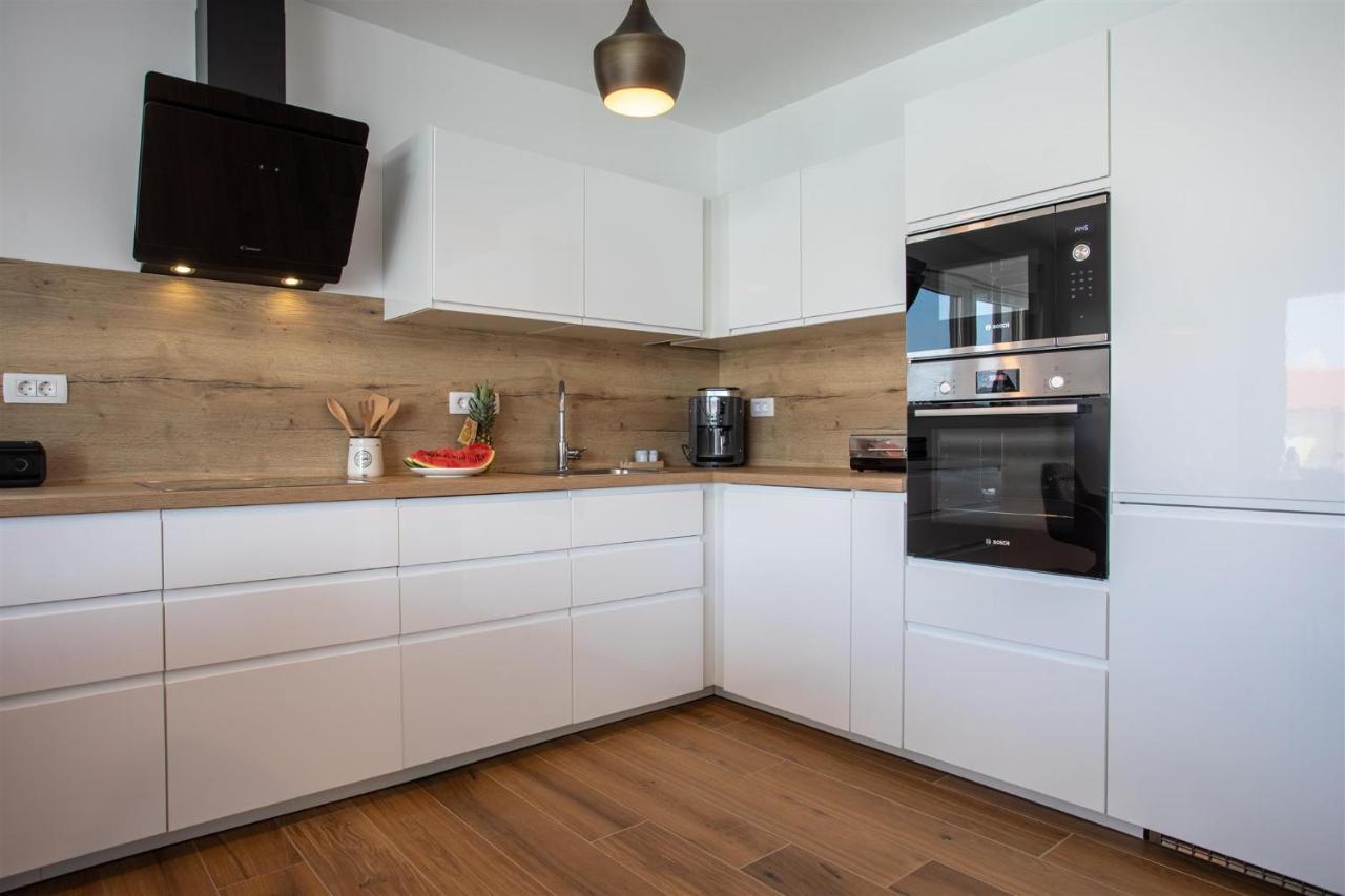 Villa Manhattan Dobrinj Εξωτερικό φωτογραφία