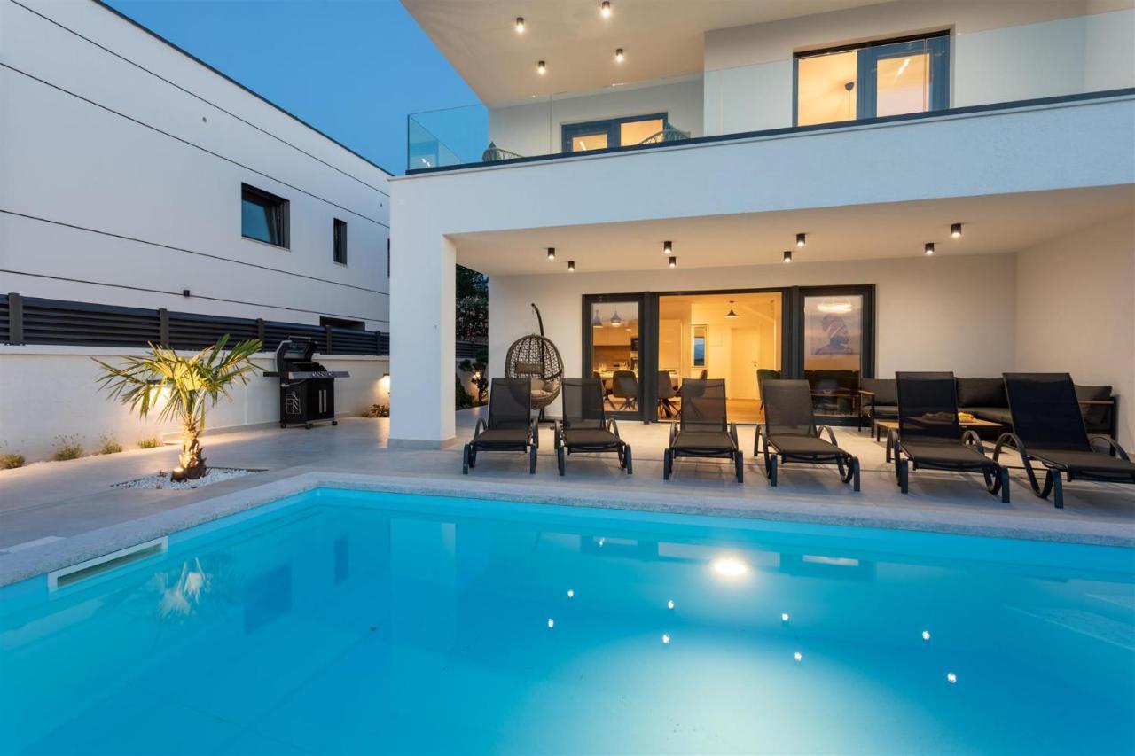 Villa Manhattan Dobrinj Εξωτερικό φωτογραφία